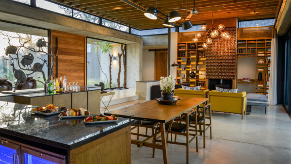 fish eagle villa kitchen