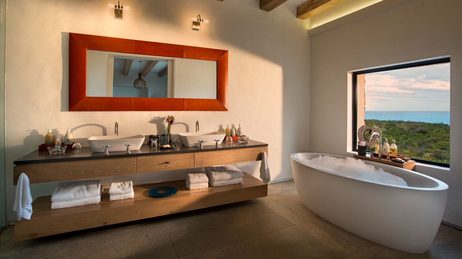 Morukuru Ocean House Last Minute Specials Bathroom