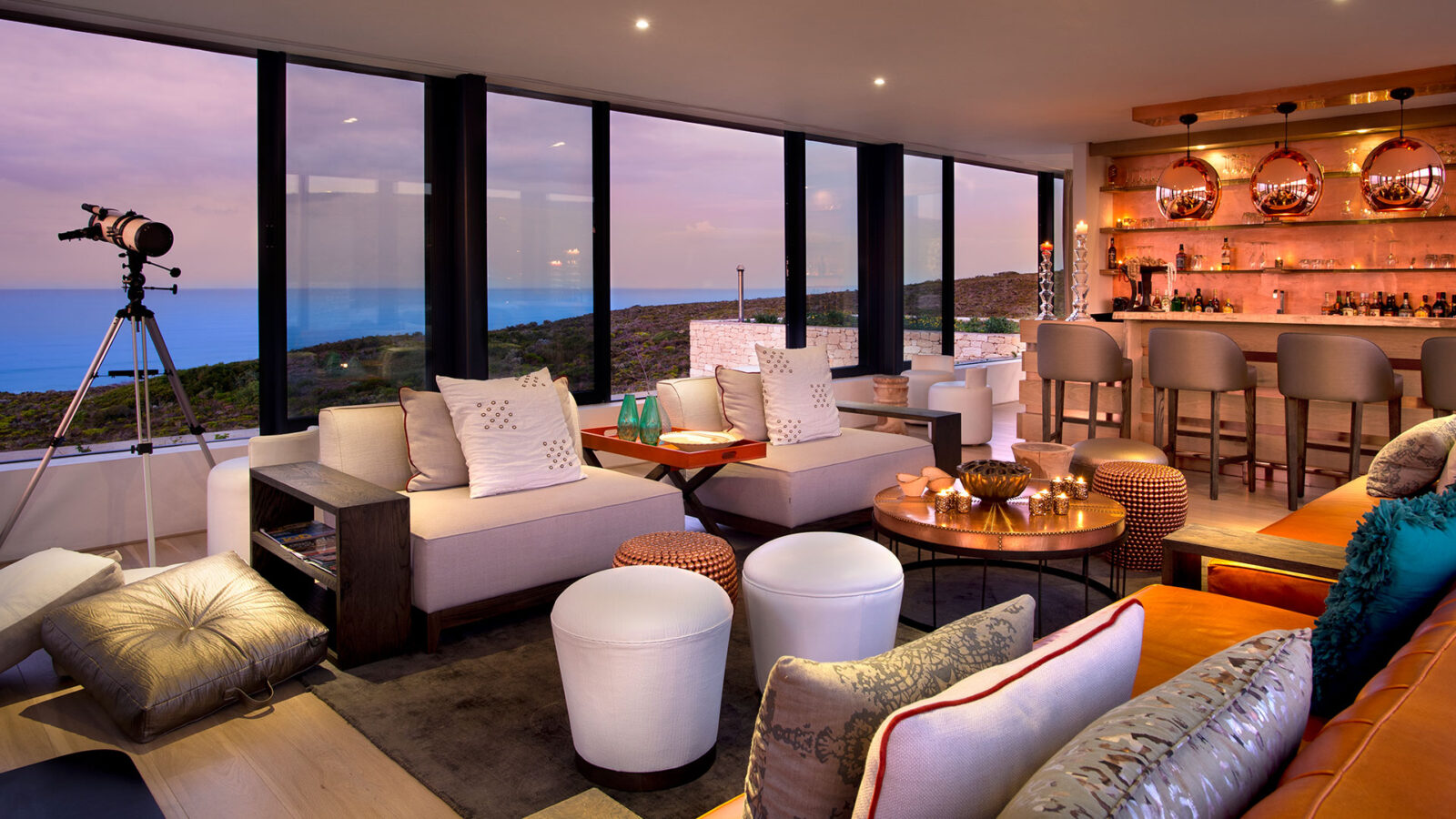 Morukuru Ocean House Last Minute Specials lounge area