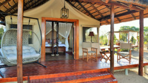 Safari Plains Last Minute Lodge Specials
