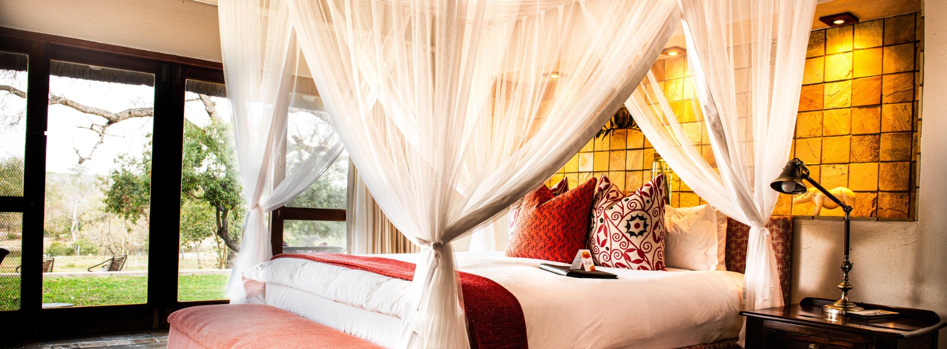 Header-Jacis-Sabi-House-bush-breaks-special-offers