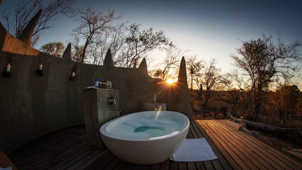 Garonga Safari Camp Last Minute Specials star bath