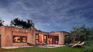 Sabi Sabi Earth Lodge Last Minute Specials Exterior of Presidential Suite