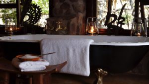 Makweti Safari Lodge Last Minute Specials guest bath