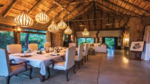 Leopard Hills Private Game Lodge Last Minute Specials dining room