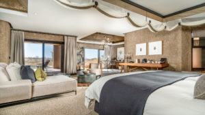 Sabi Sabi Earth Lodge Last Minute Specials Interior of suite