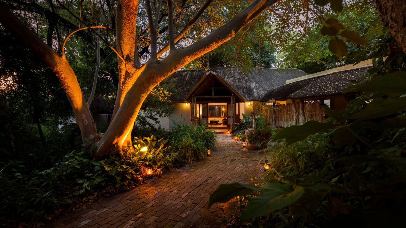 thamo-telele-maun-botswana-bush-escapes (13)